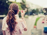 Julia Chen 2015年10月双鱼座运势