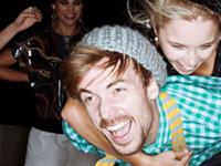 恋爱习惯奇葩的生肖男