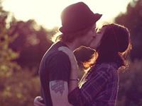 占卜你们的恋情该如何继续