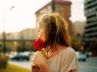 会因为念旧而阻挡桃花运的星座