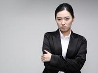 聊天时喜欢“哼”你一下的星座