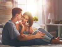 把女友宠成“女儿”的星座男