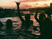 测你的死党上辈子跟你啥关系