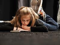 测谁会在意你的心酸呢