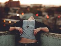 你的桃花为什么总是频频凋零呢