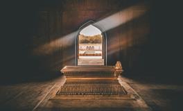 梦见红色棺材是什么意思