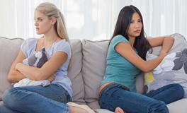 你们之间是塑料花友谊吗？