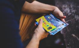 梦见自己中奖代表着什么