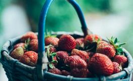 女人梦见吐血什么意思