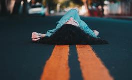 梦见自己被别人打了