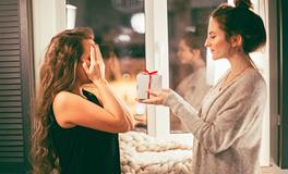 梦见别人喜欢自己是什么意思