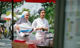 梦见别人给我一百块钱