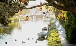 梦到别人家的小女孩