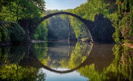 周公解梦梦见钱