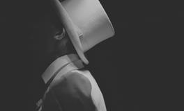 梦见自己有两个老婆