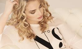 梦见自己掉大把的头发