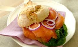 梦见自己和很多人一起排队好吗