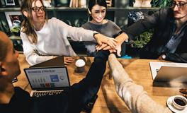 梦见儿子掉河里了