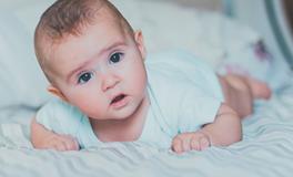 梦到前任生孩子