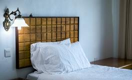 女人梦见鸡下蛋捡鸡蛋