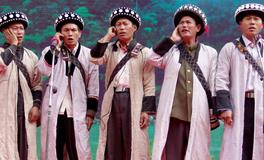 傈僳族宗教，傈僳族崇拜什么宗教