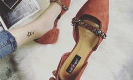 摩羯座代表的平底鞋