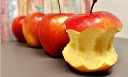 梦见吃苹果是什么意思