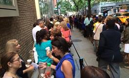 梦见很多人排队