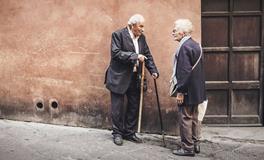 梦见和老人说话