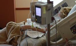 梦见亲人出事住院