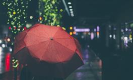 梦见躲雨是什么意思