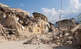 做梦梦见山区地震