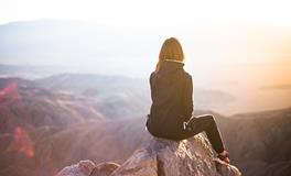 梦见站在悬崖边代表着什么