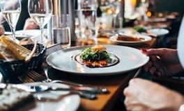 梦见和以前的同事一起吃面条