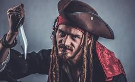 梦见强盗拿刀暗示了什么