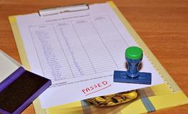 梦见考试来不及做题