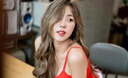 从不用欣赏的眼光去看身边人！眼里只有自己的现在