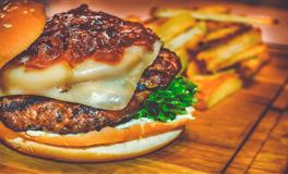 外表不一定最美，但身上散发优雅气质的星座