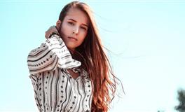 智慧与善良并存的3大星女！