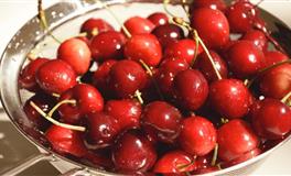 长相出众，举止优雅的星座女，往往让人不敢轻易靠近