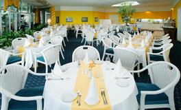 不管多喜欢，都不会主动追求男生的四大星座女