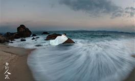 傲气自尊心极强，心里很喜欢，嘴上却不说，最容易错过爱情的星座