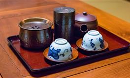 越爱你越躲着你的三星座，爱意藏在心里不对任何人诉说