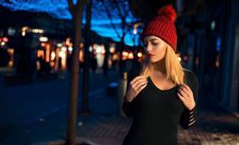 努力维持情绪稳定，内心早已波涛汹涌，忍辱负重能成大事的星座