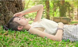 不擅长交际的星座女，不喜欢和陌生人交谈