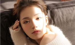 属猴男手机里存着谁的照片