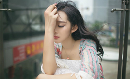 美女和金钱，狮子男会怎么选？