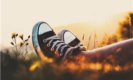 走出旧情，天蝎座女生如何忍住不去找前任