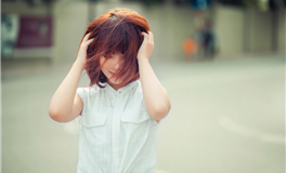 在哪些特定场合，属牛的人会变得腼腆害羞