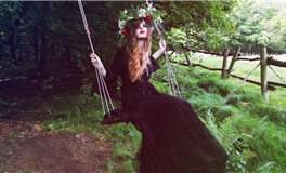 生性圆滑，喜欢一人独来独往的星座